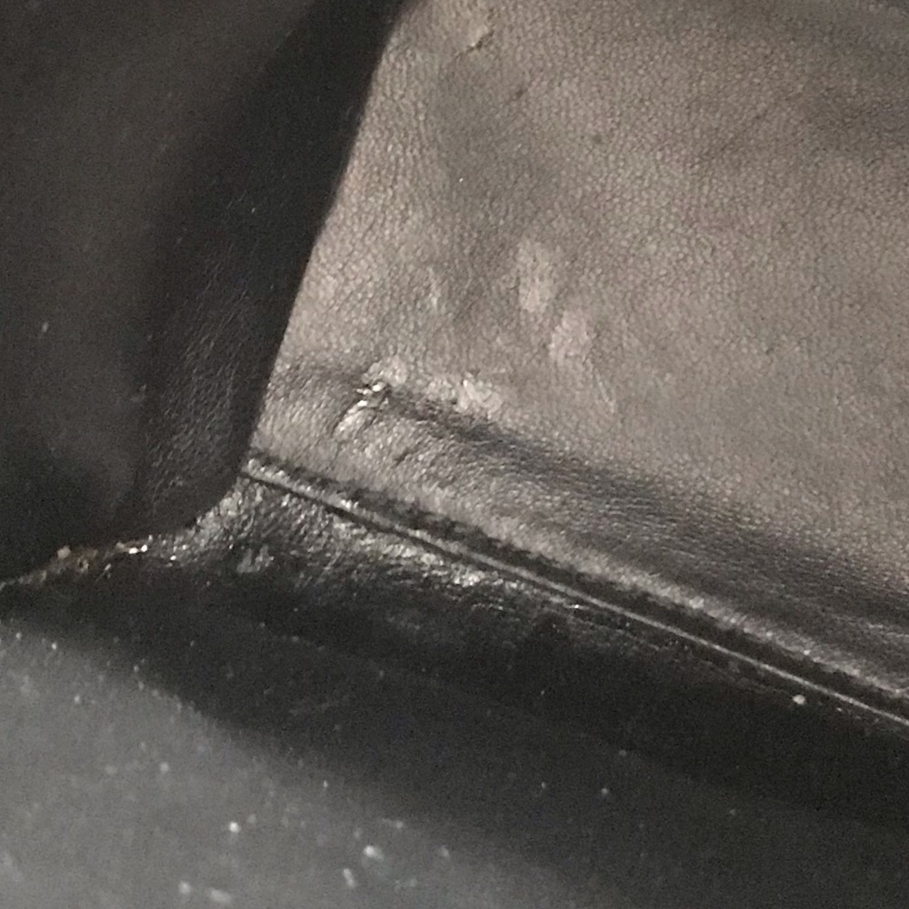 Rare Chanel Vintage Caviar Shoulder Bag - Authentic Black Leather - Picture 7 of 16